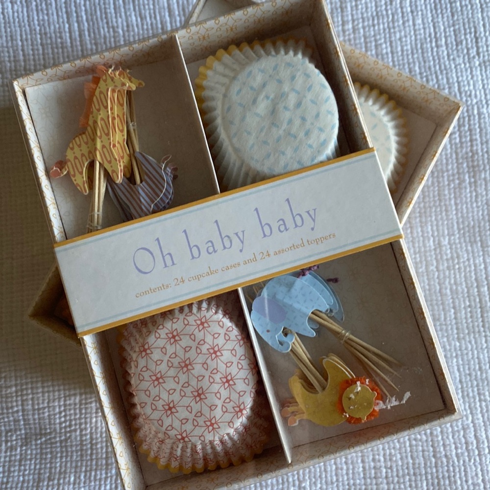 Meri meri unopened “vintage “ gender neutral cupcake kits x3
